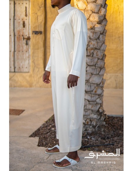 Off-white "AL MASHRIQ" Saudi Qamis