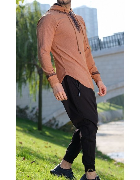 Sweat qabail etniz relief camel