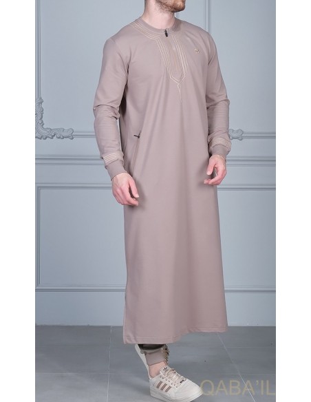 Qamis qabail brodé Sham taupe