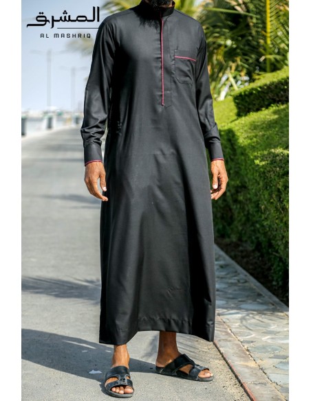 Qamis saoudi Bi color "Al mashriq" Noir et bordeaux